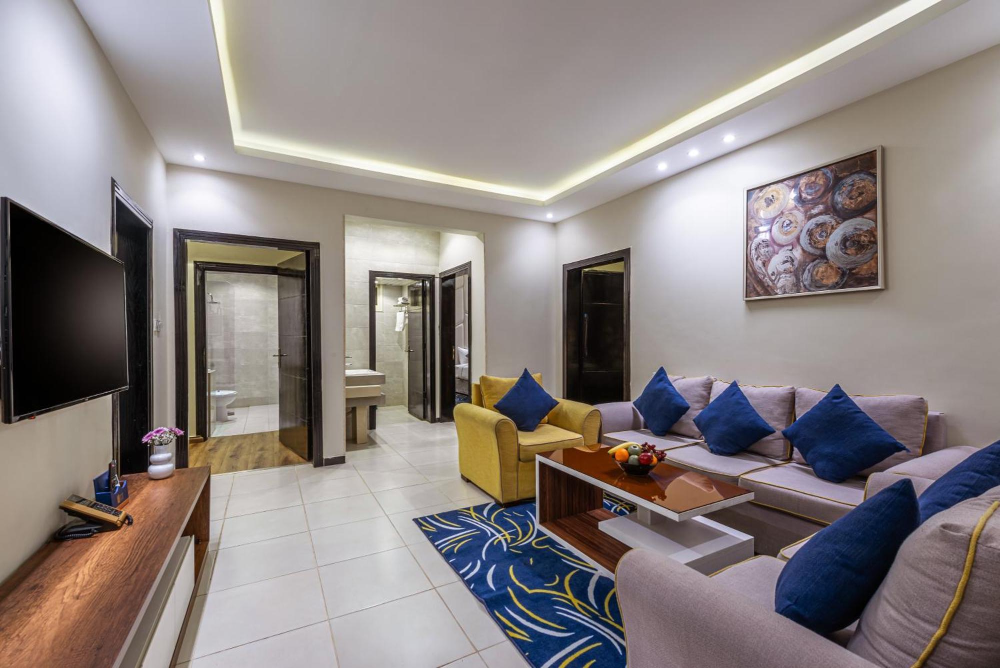 The Palace Hotel Suites Хамис-Мушайт Экстерьер фото