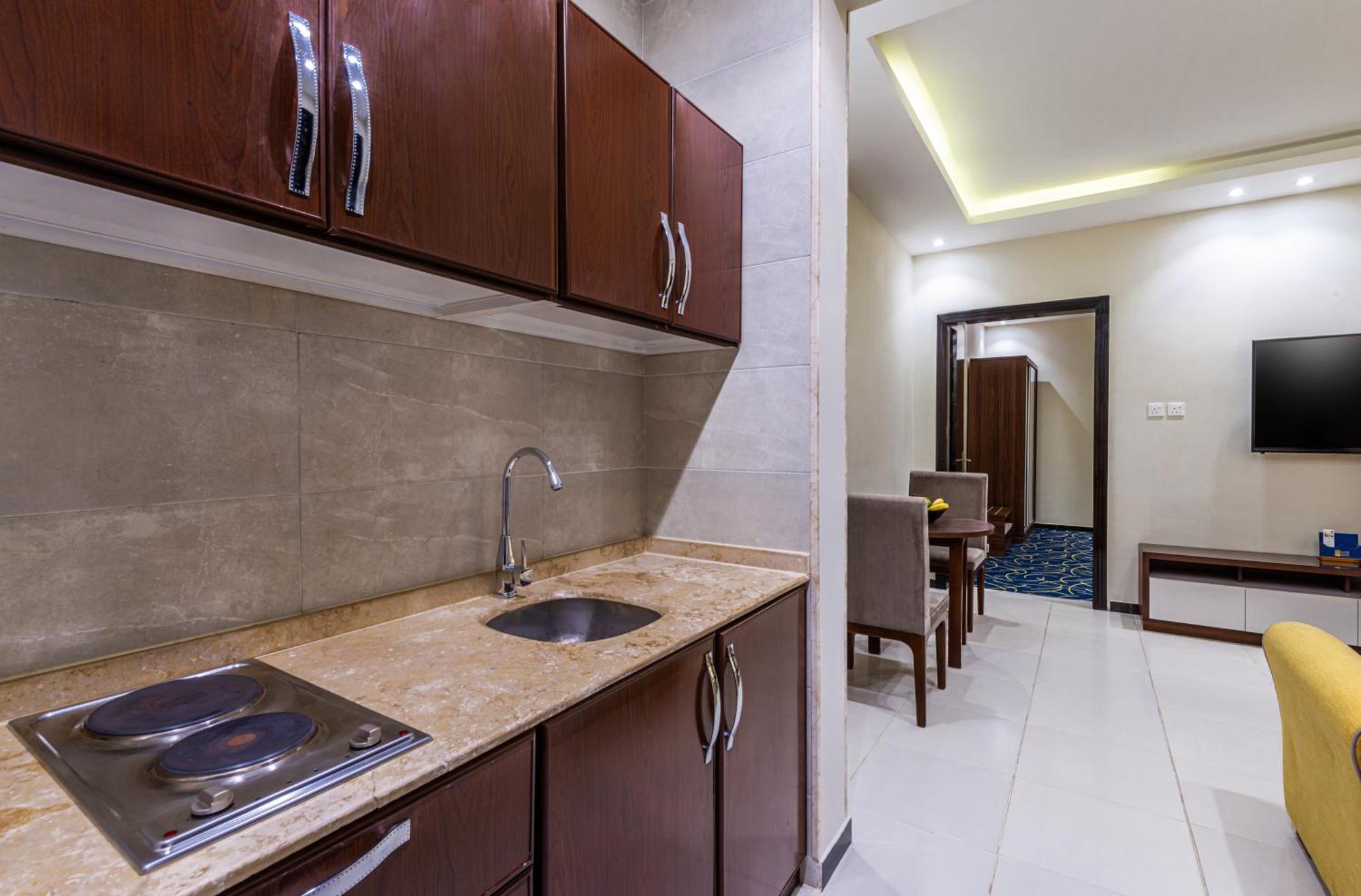 The Palace Hotel Suites Хамис-Мушайт Экстерьер фото