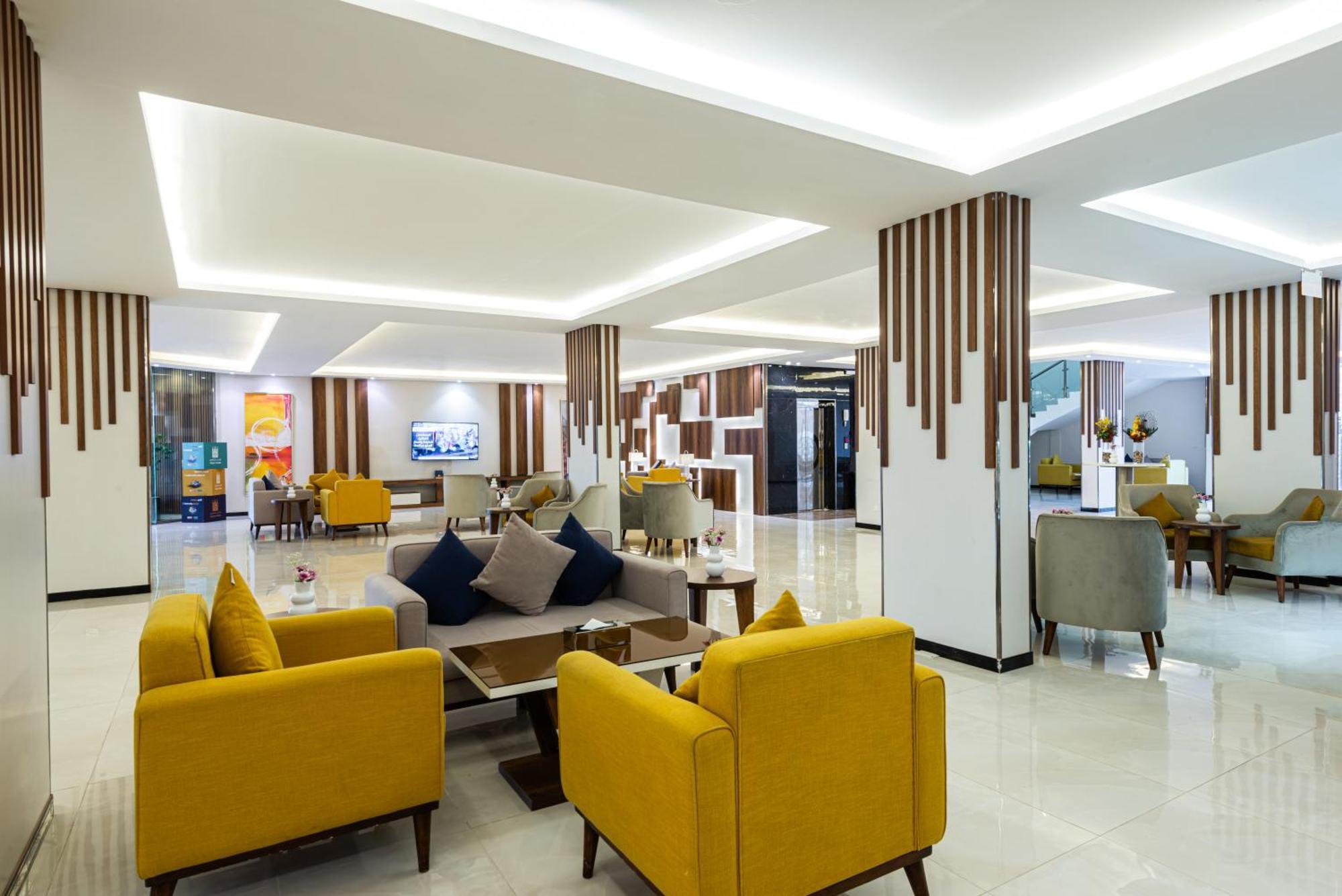 The Palace Hotel Suites Хамис-Мушайт Экстерьер фото